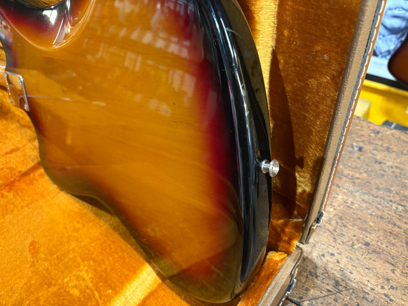 Fender American Vintage '62 Jaguar Reissue Sunburst 2003