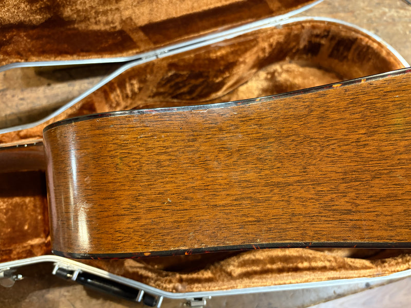 Martin D-18 Natural 1957