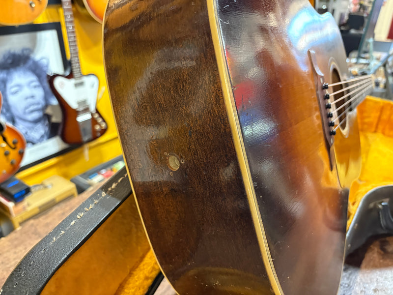 Gibson Southern Jumbo Banner Sunburst 1943