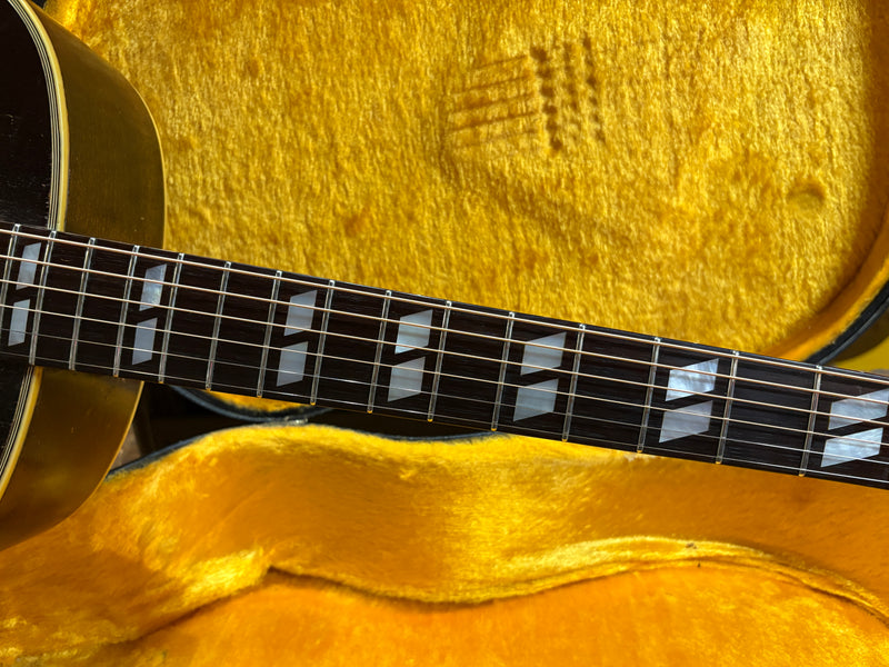 Gibson Southern Jumbo Banner Sunburst 1943