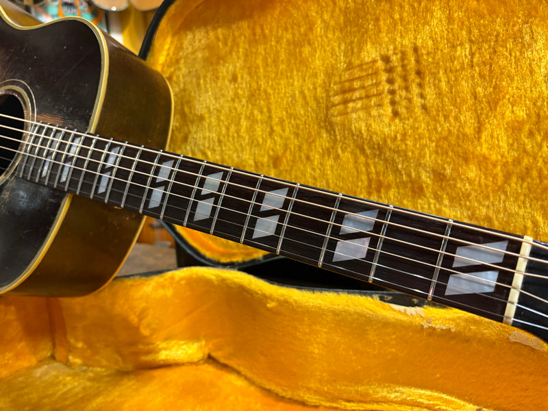 Gibson Southern Jumbo Banner Sunburst 1943