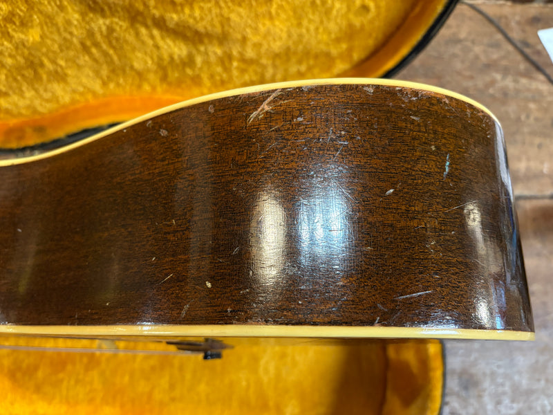 Gibson Southern Jumbo Banner Sunburst 1943