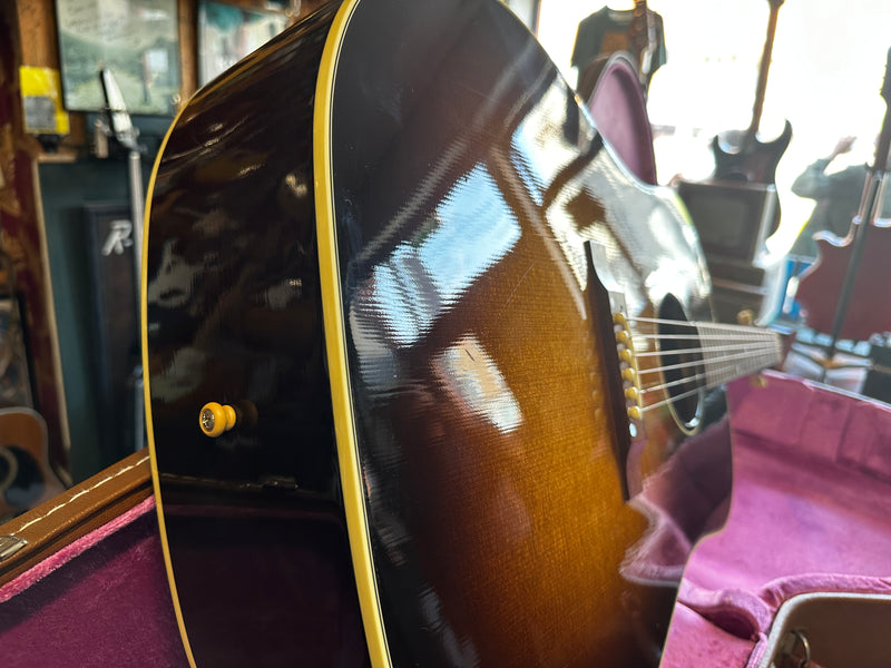 Gibson J-45 True Vintage Sunburst 2008