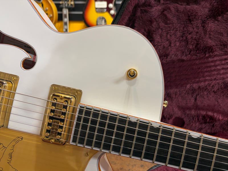Gretsch G6136TG White Falcon 2022