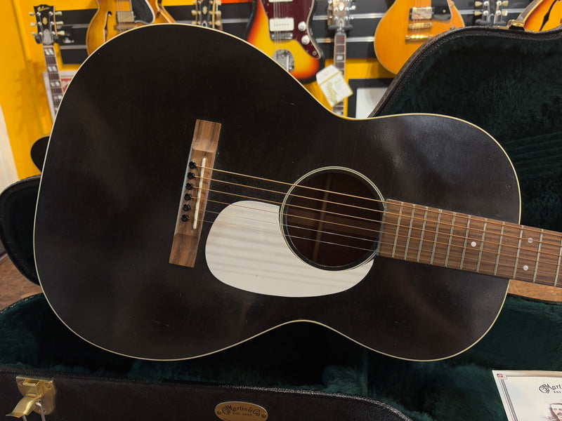 Martin 00-17s Black Smoke 2016