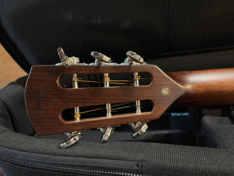 Alvarez Laureate LP70e Natural 2023