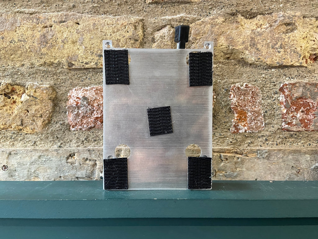 Barn 3 OX9 - Auxiliary Switching for Eventide H9 - Some Neck Guitars