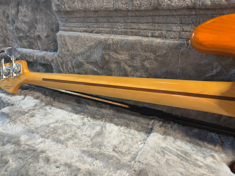 Fender Vintera '70s Jazz Bass Aged Natural 2019