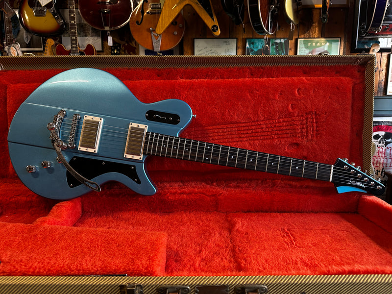 Eastman Juliet LA Celestine Blue 2023