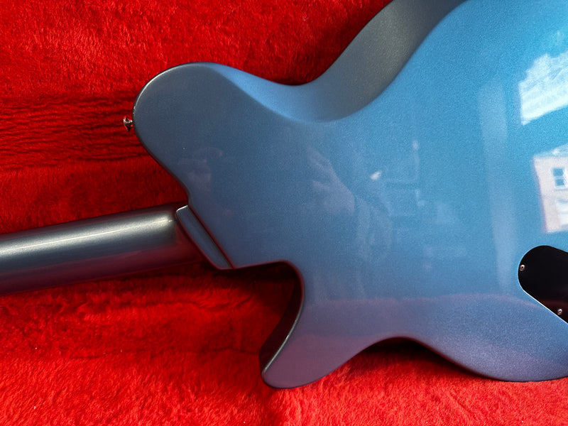 Eastman Juliet LA Celestine Blue 2023