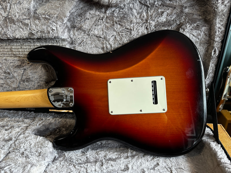 Fender American Elite Stratocaster HSS Sunburst 2016