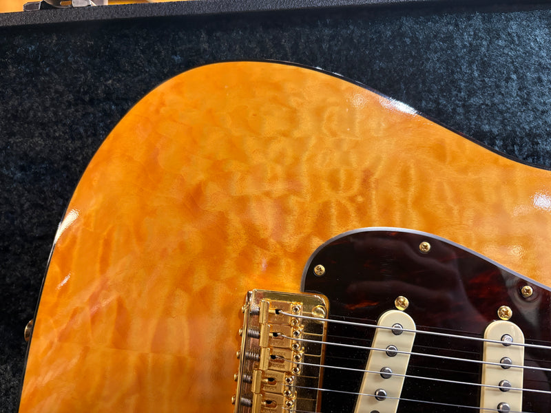 Fender Flagship Tokyo Gold Stratocaster Limited Edition 2023