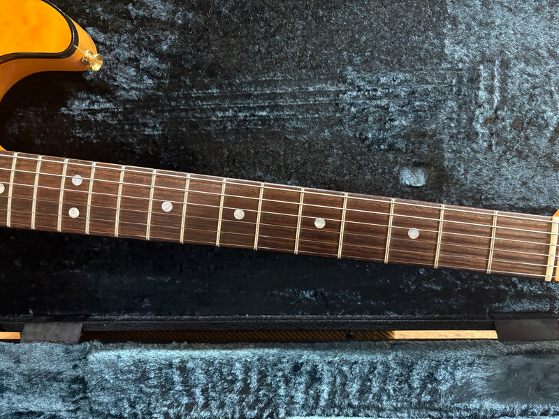 Fender Flagship Tokyo Gold Stratocaster Limited Edition 2023