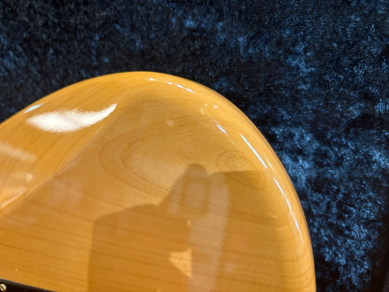 Fender Flagship Tokyo Gold Stratocaster Limited Edition 2023