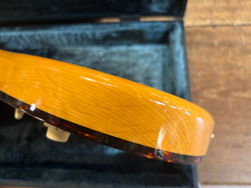 Fender Flagship Tokyo Gold Stratocaster Limited Edition 2023