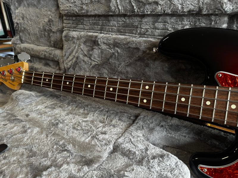 Fender American Professional Precision Bass Left-Handed Sunburst 2017