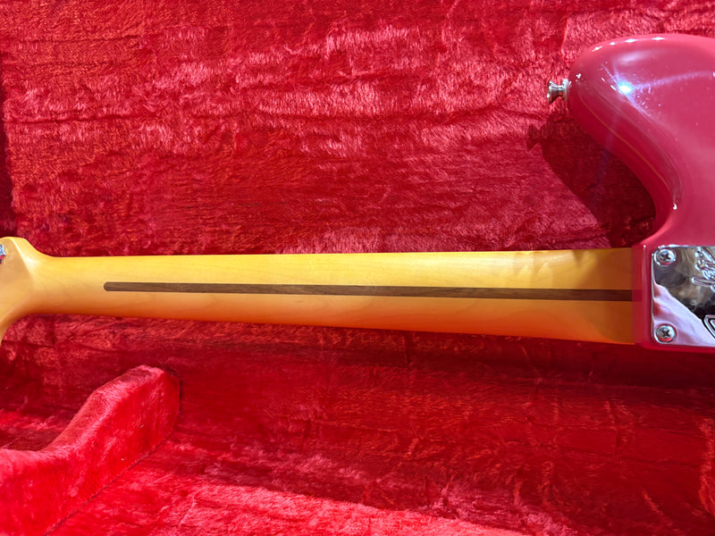 Fender American Professional Classic Jazzmaster Faded Dakota Red 2025