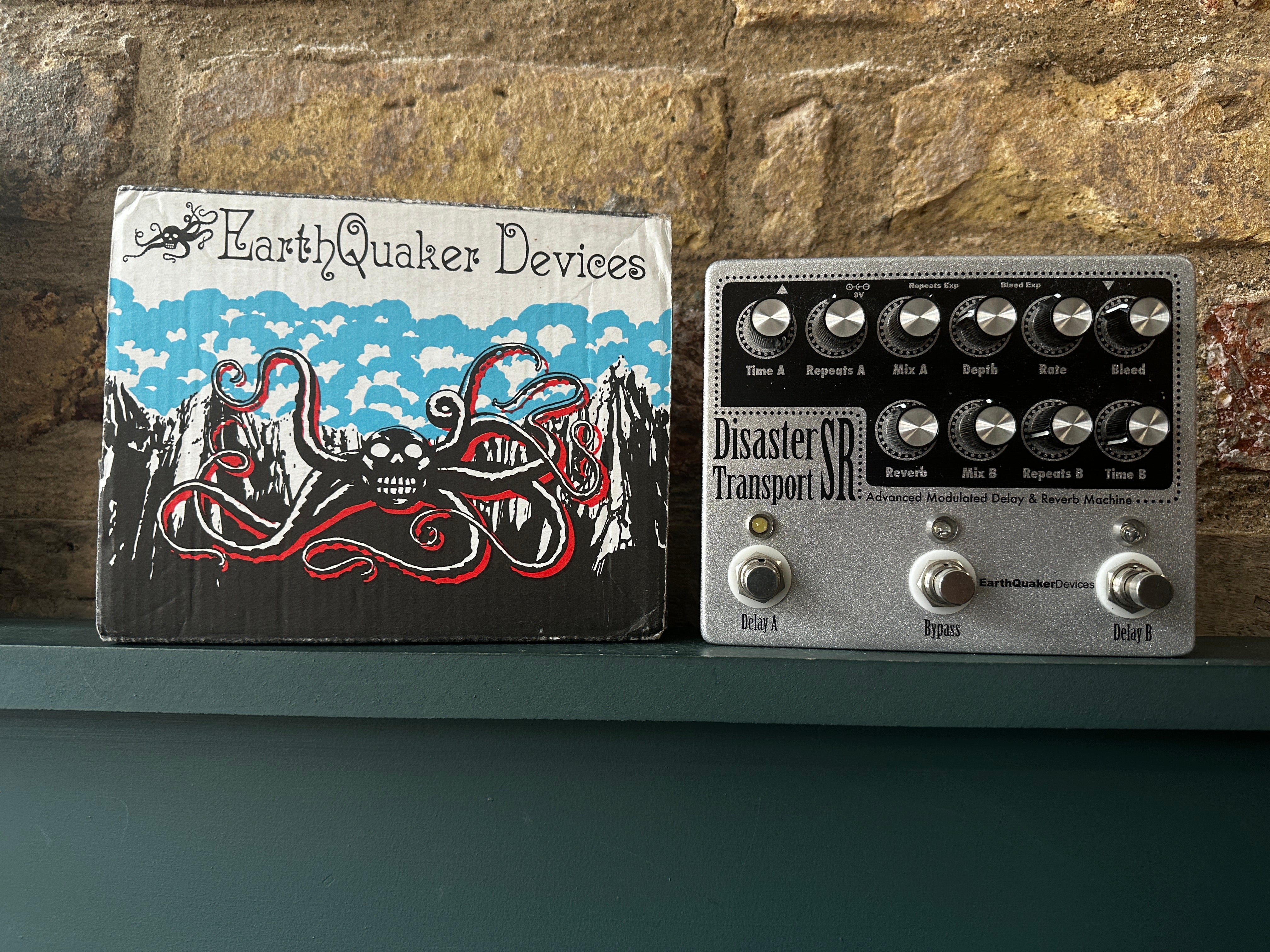 Earthquaker Devices Disaster Transport SR Advanced Modulated Earthquaker Devices Disaster Transport SR Advanced Modulated