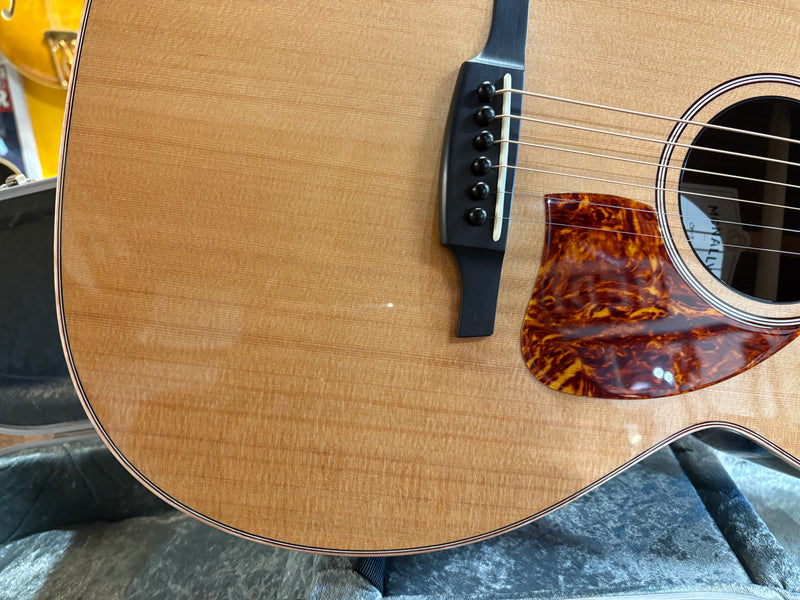 McNally Guitars OM-31 Natural