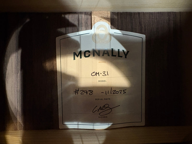 McNally Guitars OM-31 Natural