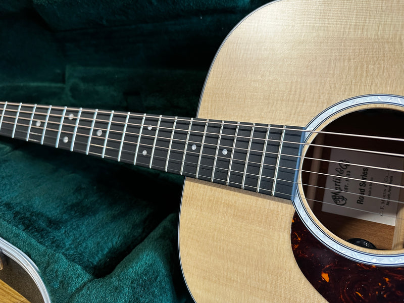 Martin D-10E Road Series Left-Handed Natural 2021