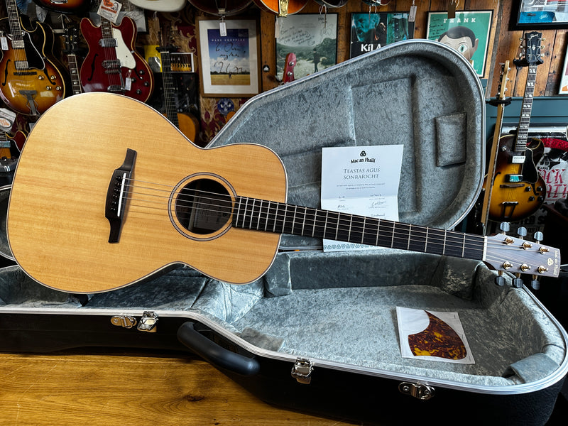 McNally Guitars S-21 Cedar/Walnut Natural 2023