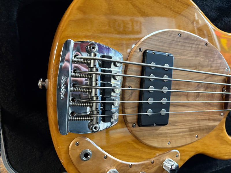 Ernie Ball/Music Man Classic StingRay 5 Natural 2016