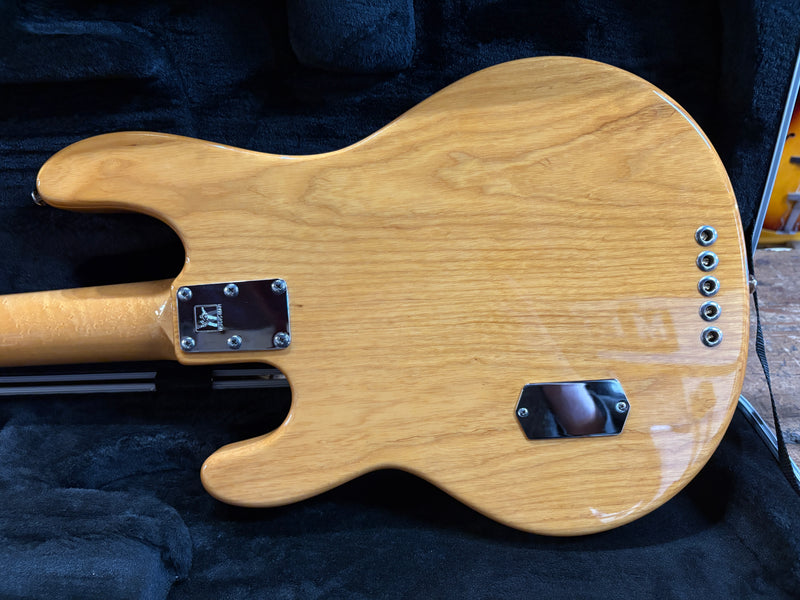 Ernie Ball/Music Man Classic StingRay 5 Natural 2016