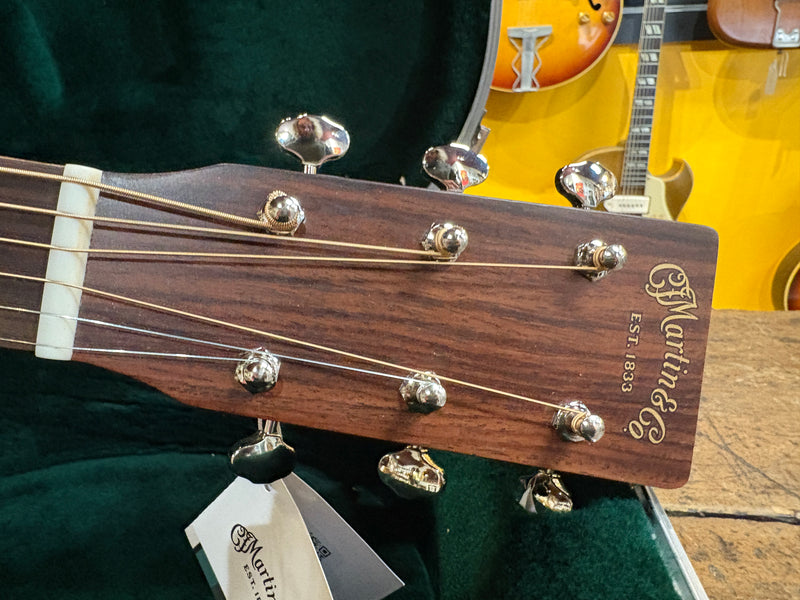 Martin 0-10E Retro Jason Isbell