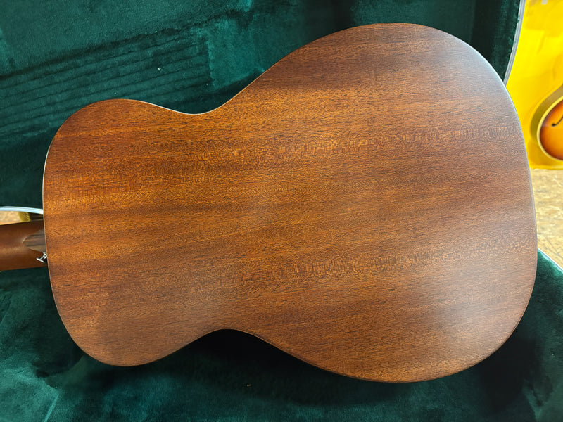 Martin 0-10E Retro Jason Isbell