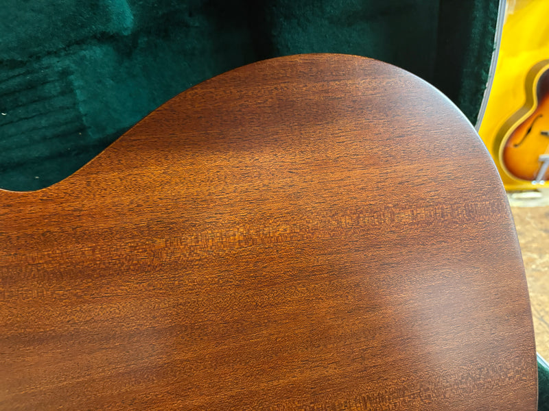 Martin 0-10E Retro Jason Isbell