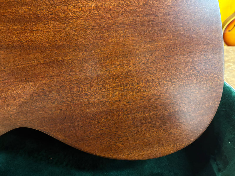 Martin 0-10E Retro Jason Isbell