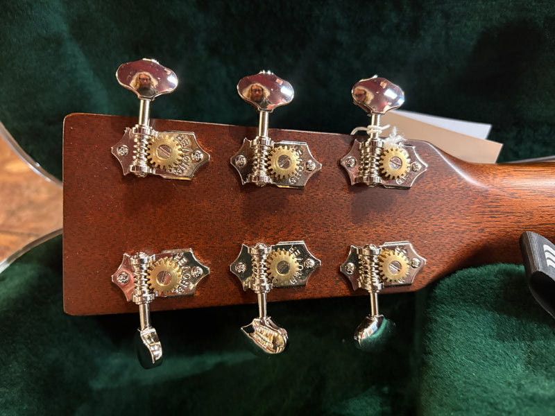 Martin 0-10E Retro Jason Isbell