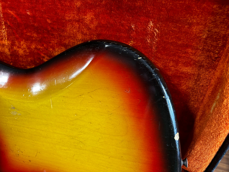 Fender Jaguar Sunburst 1966
