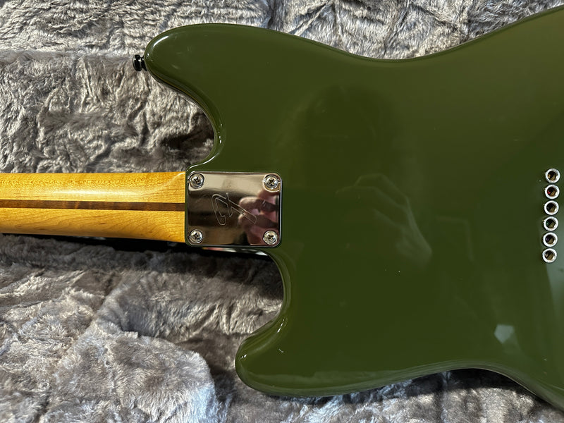 Fender Offset Series Mustang Olive 2017