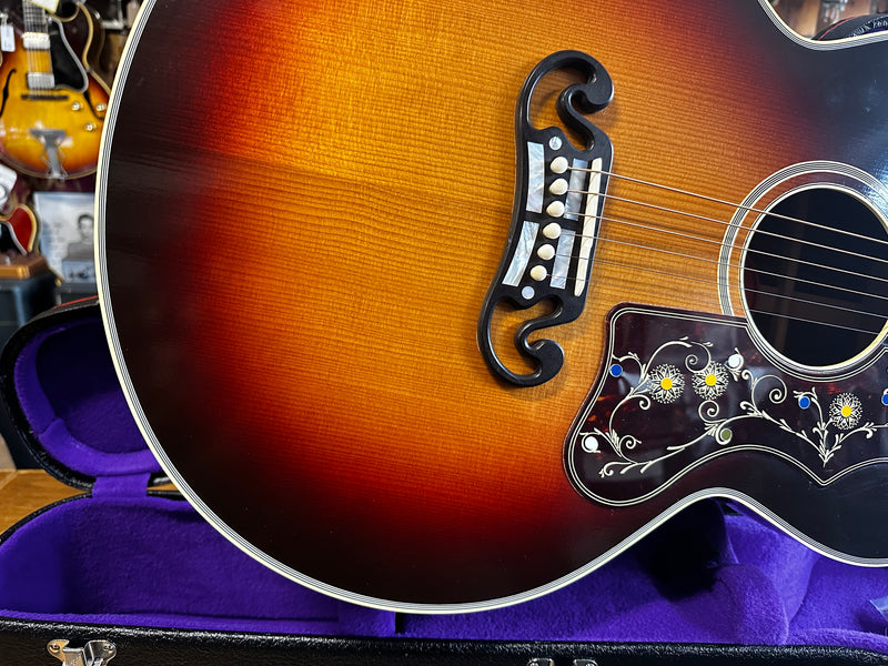 Gibson Custom Shop Historic Pre-War SJ-200 Rosewood Sunburst 2023