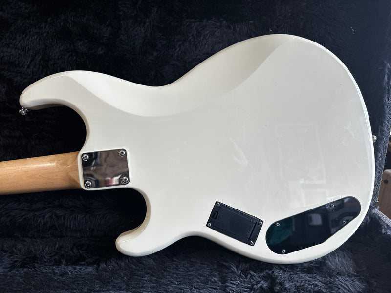 Yamaha BB234 Vintage White 2017