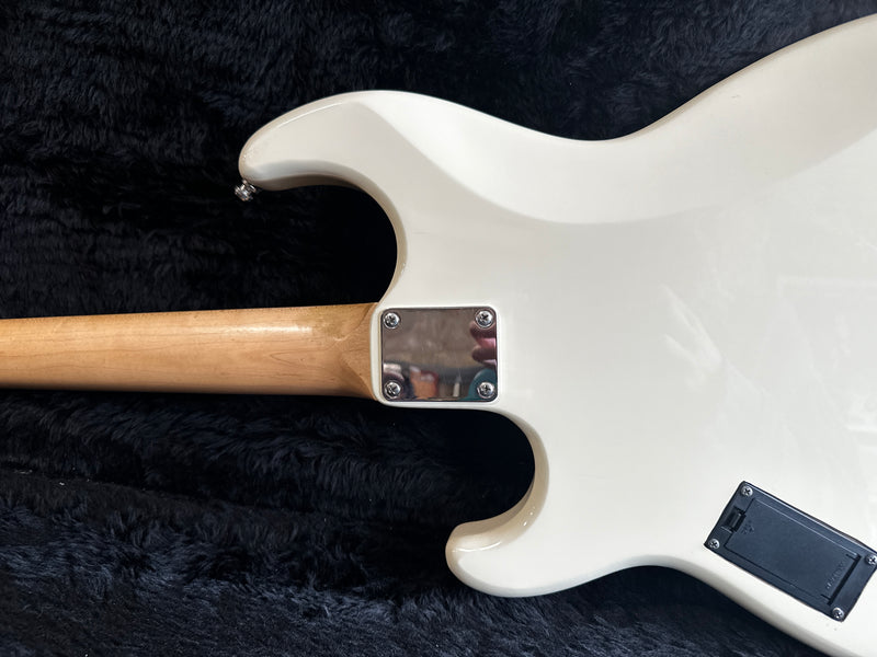 Yamaha BB234 Vintage White 2017