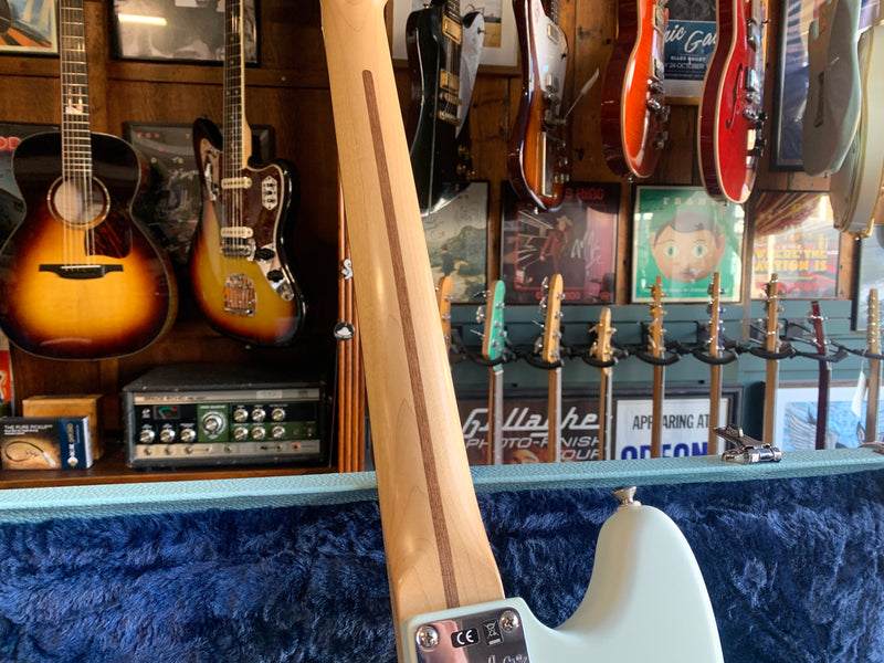 Fender American Performer Mustang 2018
