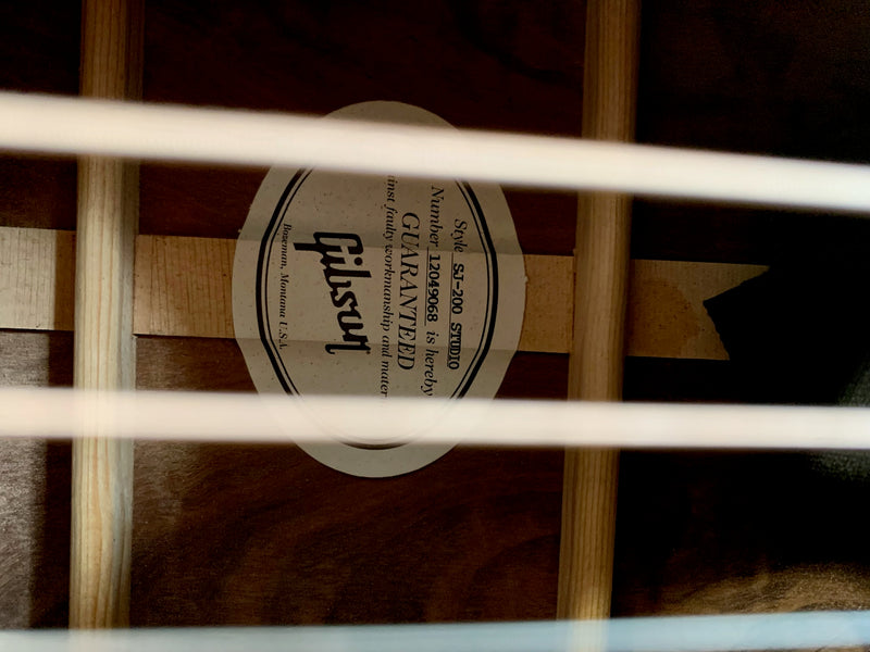 Gibson SJ-200 Studio Walnut 2019