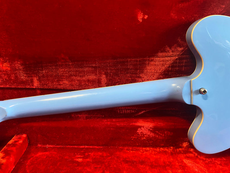 Hofner Verythin Contemporary Powder Blue