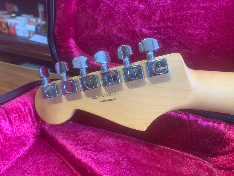 Fender Stratocaster Standard MIM 2015