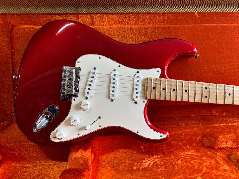 Fender American Special Stratocaster Candy Apple Red 2011