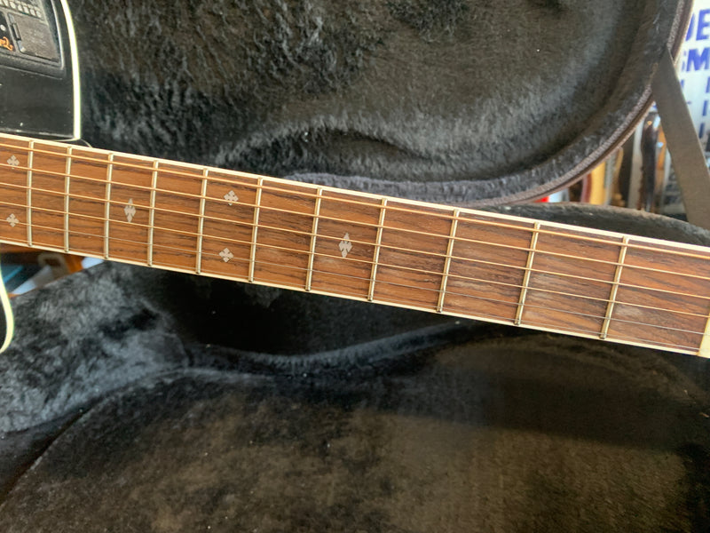 Takamine EF341SC