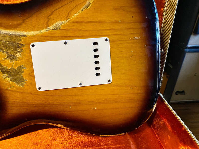 Fender Custom Shop '56 Stratocaster Relic Sunburst 2015