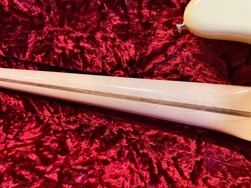 Fender American Original '70s Jazz Bass Vintage White 2020
