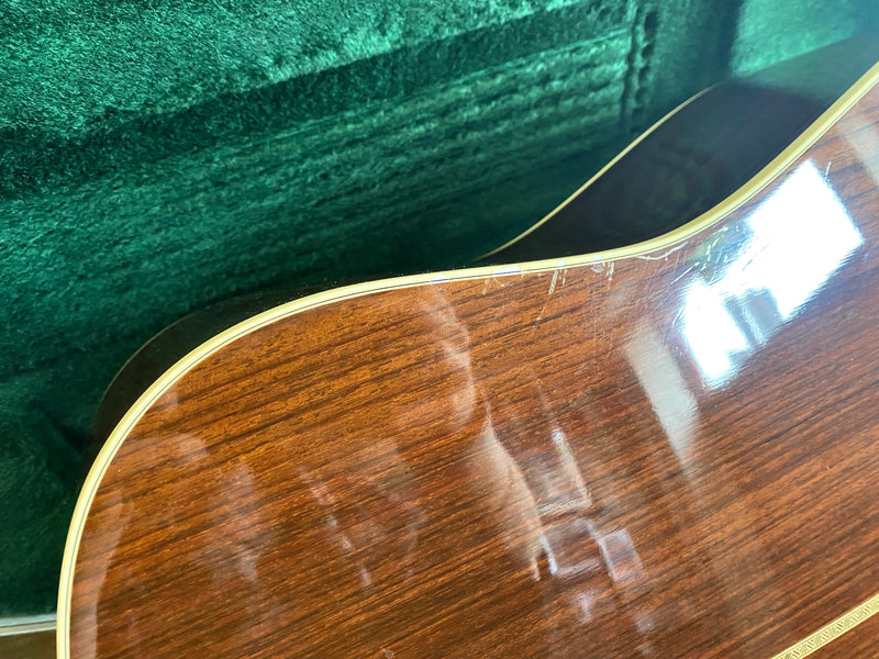 Martin HD-28 2004