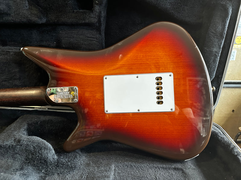 Ernie Ball Music Man Albert Lee HH Sunburst 2011