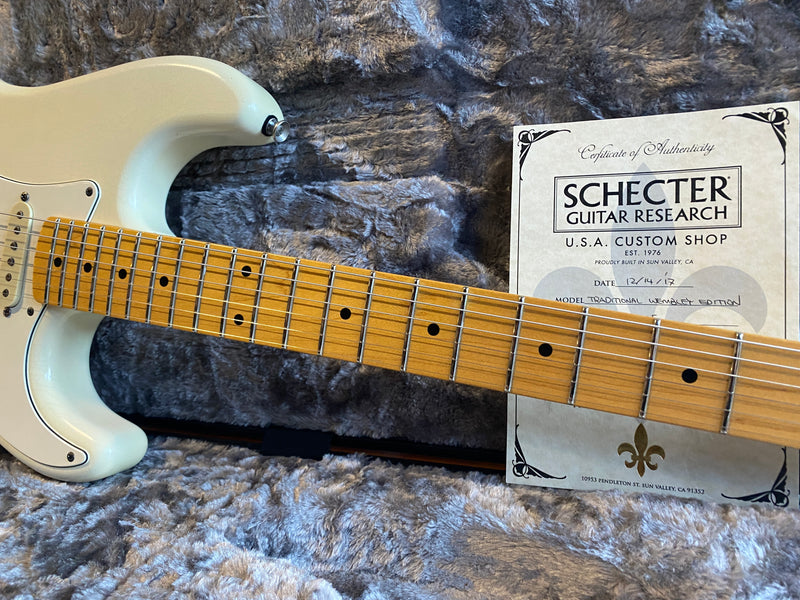 Schecter Traditional Wembley Edition Vintage White 2017