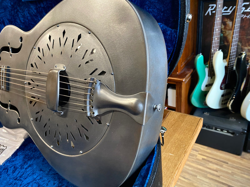 National Raw Steel 14-Fret Left-Handed 2020